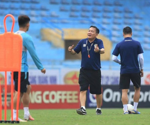HLV Hoàng Văn Phúc: 'Tôi bất ngờ khi được giao nhiệm vụ dẫn dắt Hà Nội'