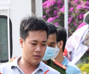 Theo dõi, 'tóm sống' kẻ biến thái khoe 'của quý', sàm sỡ nữ sinh trên quốc lộ