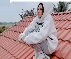 Khi các chủ shop chiều lòng thượng đế: 'Trèo cả lên nóc nhà thế này rồi đã đặt quần áo cho em được chưa?'