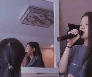 Hot girl Linh Ka khoe giọng với bản hit của Hà Anh Tuấn, dân mạng đồn đoán 'lại một người đẹp cầm mic nữa?'
