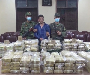 Chặn bắt ô tô chở gần 230 kg ma túy trên đường về Hà Nội