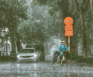 Thời tiết đầu tuần: Vùng núi Bắc Bộ có nơi mưa to đến rất to, Hà Nội khả năng có lốc, mưa đá