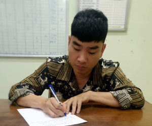 Nam tiếp viên hàng không cầm đầu đường dây buôn lậu xì gà