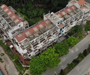 Cận cảnh 'khu biệt thự ma' ở Hà Nội: Xuống cấp trầm trọng sau 10 năm bỏ hoang nhưng vẫn hét giá 'trên trời', đứng trước nguy cơ thu hồi vì CĐT nợ thuế nghìn tỷ