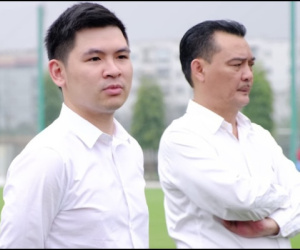 Con trai bầu Hiển phê bình Văn Quyết, Việt Anh trước toàn đội, lo Hà Nội phải đua trụ hạng