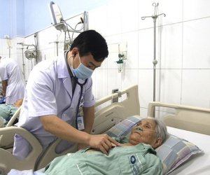 Cứu cụ bà chỉ còn 1% cơ hội sống