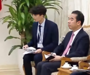 Trai đẹp xuất hiện trên sóng VTV khiến hội chị em bắt đầu thích coi thời sự hơn