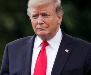 Trượt gần 300 hạng trong danh sách tỉ phú, ông Trump phản ứng lạ