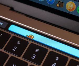'Nuôi thú' trên Touch Bar của MacBook Pro, trào lưu mới khiến Gen Z rần rần mấy ngày qua là gì?