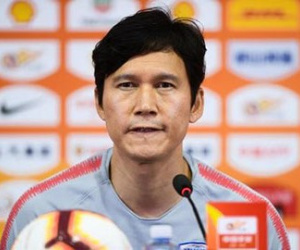 Lộ thông tin HLV trưởng Hàn Quốc sẽ dẫn dắt Hà Nội FC