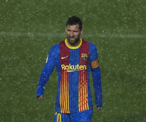 Messi tịt ngòi trận El Clasico thứ bảy liên tiếp, Barca thua đau trên sân Real Madrid