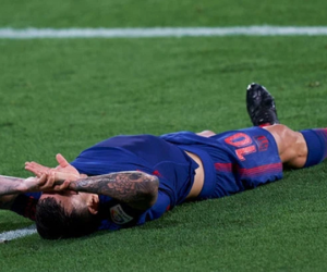 Atletico Madrid tiếp tục mất điểm dù trở lại ngôi đầu bảng