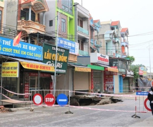 Đã tìm ra nguyên nhân xuất hiện 'hố tử thần' rộng 100m2 ở Chương Mỹ