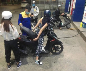 Đổ xăng kiểu đại lãn, cô gái nhận 'cơn mưa' chỉ trích: Vô duyên lại nghĩ mình thượng đẳng!