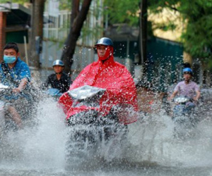 Dự báo thời tiết 13/4: Miền Bắc có mưa rào và dông vào chiều tối