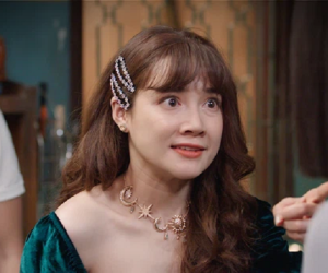 Cây táo nở hoa: Nhã Phương bị Thúy Ngân vạch mặt từng ly dị, khai gian tuổi để đi săn chồng, chị em đánh nhau lật cả mâm cúng bố