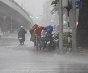 Dự báo thời tiết 14/4: Cả nước có mưa, nhiều nơi đề phòng lốc, sét