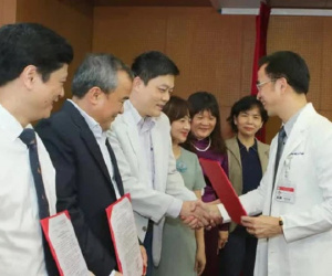 Giám đốc Bệnh viện Bạch Mai: 'Việc nhiều bác sĩ chuyển công tác là hết sức tự nhiên'