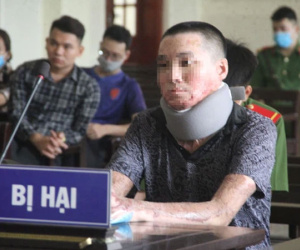 Tạt xăng đốt cháy đồng nghiệp cũ vì chậm trả nợ 2,5 triệu đồng