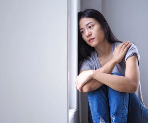 Ruột gan tôi nóng như lửa đốt khi biết danh phận người đàn ông về nhà cùng em trai lúc nửa đêm