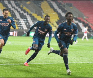 Arsenal đại thắng Slavia Praha trên sân khách, tiến vào Bán kết Europa League