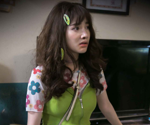 Nhã Phương hi sinh hết mình khi đóng phim, cân trọn style nửa mùa sến súa khiến fan 'đã mắt'