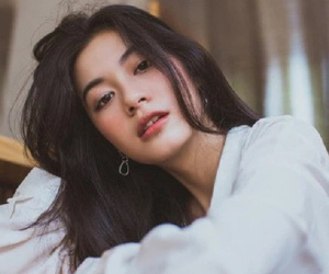 Đến thăm nhà vợ cũ của chồng, tôi bàng hoàng, run rẩy đi về