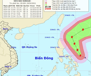 Thông tin mới nhất về siêu bão Surigae giật trên cấp 17 đang hoạt động gần Biển Đông