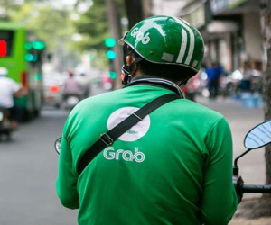 Grab lên tiếng về việc thu thêm phụ phí vào 3 ngày lễ 21/4, 30/4 và 1/5