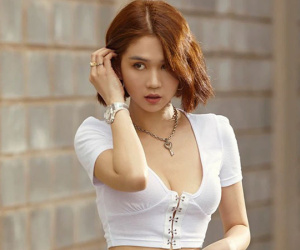 Ngọc Trinh bất ngờ đăng tải status tâm trạng giữa drama không hồi kết với Nathan Lee