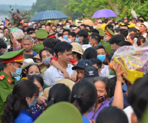 Lễ hội Đền Hùng cách đây 100 năm