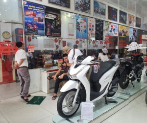 Giá xe Honda SH gần 'đạt đỉnh' 126 triệu đồng