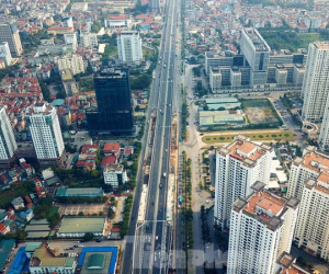 Đường trên cao Mai Dịch - cầu Thăng Long trước giờ cấm xe trong 3 ngày