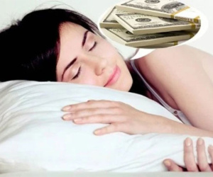 Nếu ngủ mơ thấy những giấc mơ này thì bạn sắp được tiền bạc bủa vây, tình duyên viên mãn khiến ai cũng phải ghen tỵ