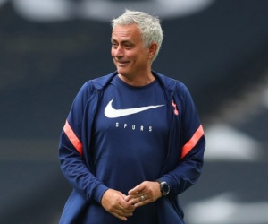Mourinho là ứng cử viên số một cho ghế HLV trưởng tại... Wolves