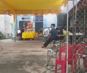 Nhân chứng vụ cháu bé 11 tuổi bị sát hại, 16 triệu đồng bị trộm: 'Cháu bé rất ngoan, bố mẹ cũng chỉ là thợ xây chứ không giàu có gì'