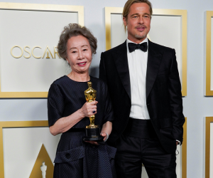 Bà ngoại quốc dân 73 tuổi Youn Yuh Jung trở thành diễn viên Hàn Quốc đầu tiên giành tượng vàng Oscar