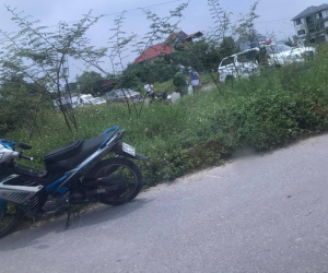 Nghệ An: Phát hiện thi thể người đàn ông quấn trong chiếu vứt bỏ bên vệ đường