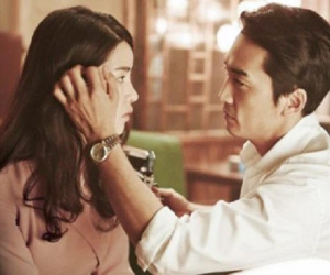 Vợ liên tục mua nội y nóng bỏng tăng nhiệt 'cuộc yêu' nhưng tôi lại bàng hoàng vì thứ cô ấy giấu sâu trong tủ