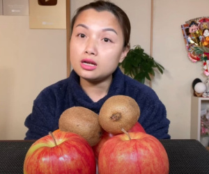 Quỳnh Trần JP nhiều lần bị chỉ trích vì dùng thực phẩm 'độc hại' quay Youtube, nhưng gây tranh cãi hơn cả là cách cô xử lý khủng hoảng còn quá vụng về