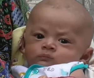 Quá yêu cơ quan, ông bố đặt luôn tên con trai theo nơi làm việc