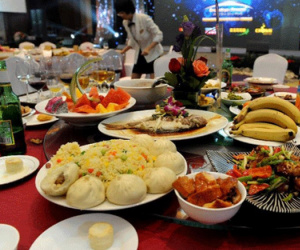 Trung Quốc thông qua Luật chống lãng phí thực phẩm