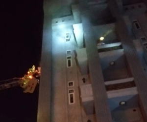 Cháy chung cư ở Sài Gòn, 24 người gồm người lớn và trẻ em mắc kẹt hoảng loạn kêu cứu