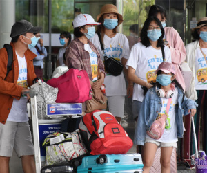 Du khách bắt đầu đổ về, Đà Nẵng đón hơn 200 chuyến bay đi và đến