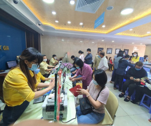 Giá vàng tăng đột biến giúp công ty SJC, PNJ đạt doanh thu 'khủng'