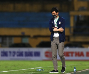 Thua ngay trận ra mắt, HLV Hàn Quốc thẳng thắn nói về nguy cơ mất ghế ở Hà Nội FC