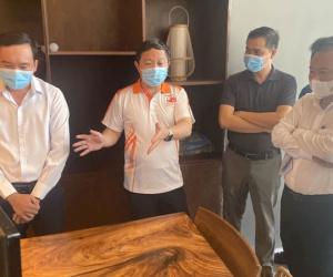 Khách nước ngoài đang cách ly tại TP.HCM cần cấp cứu nhưng bệnh viện chần chừ vì... sợ không có tiền trả