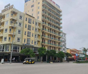 Khách ồ ạt trả phòng khách sạn ở Sầm Sơn trước nghỉ lễ 30/4