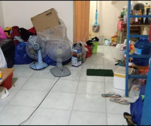 Nữ sinh đăng bài tìm người ở ghép nhưng xem qua căn phòng ai nấy cũng ngán ngẩm vì bừa bộn không chịu được, đến con trai còn tức giùm