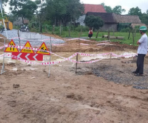 Quảng Bình: Mẹ ngất lịm phát hiện thi thể con trai 4 tuổi dưới hố công trình
